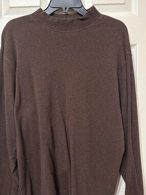 Roundtree & Yorke Men’s L Brown long sleeve mock neck sweater #minimalist #chic